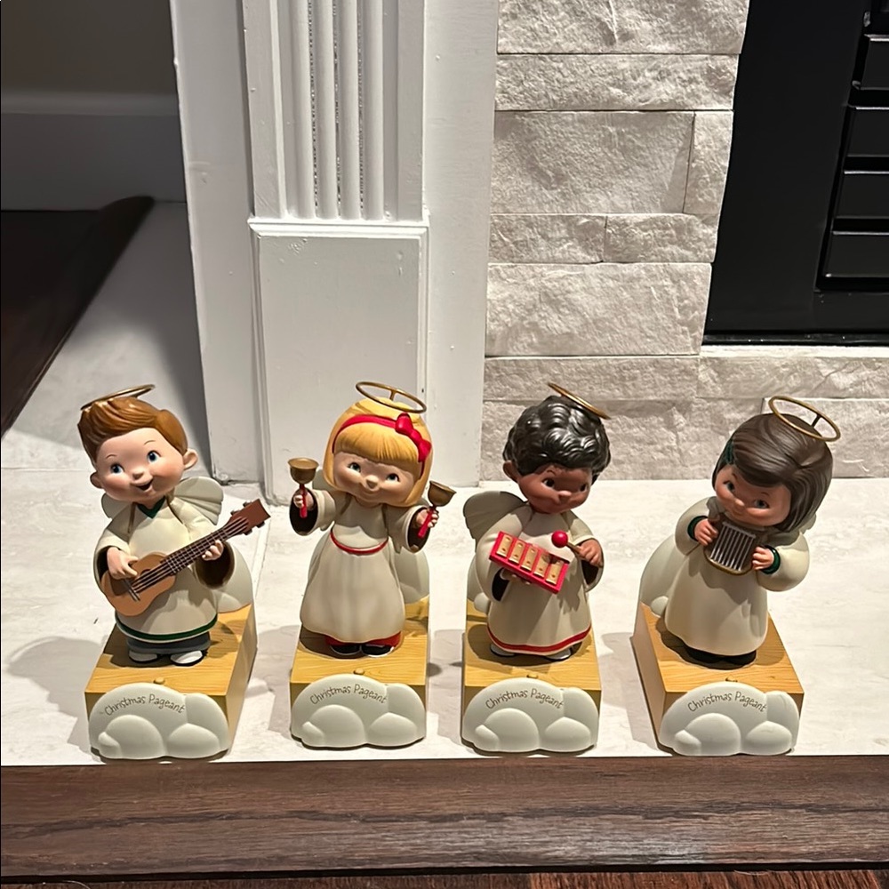 Hallmark 4 Piece Christmas Angel figurines